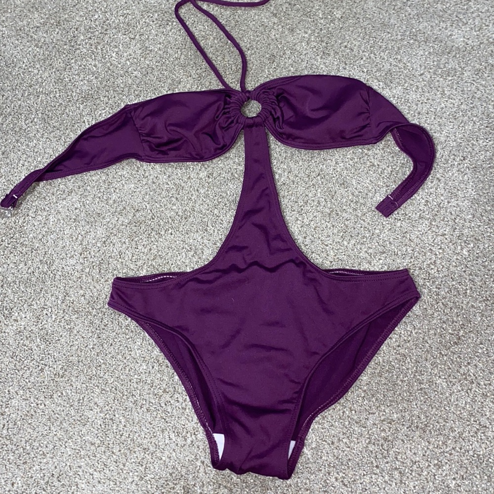 Swim suit